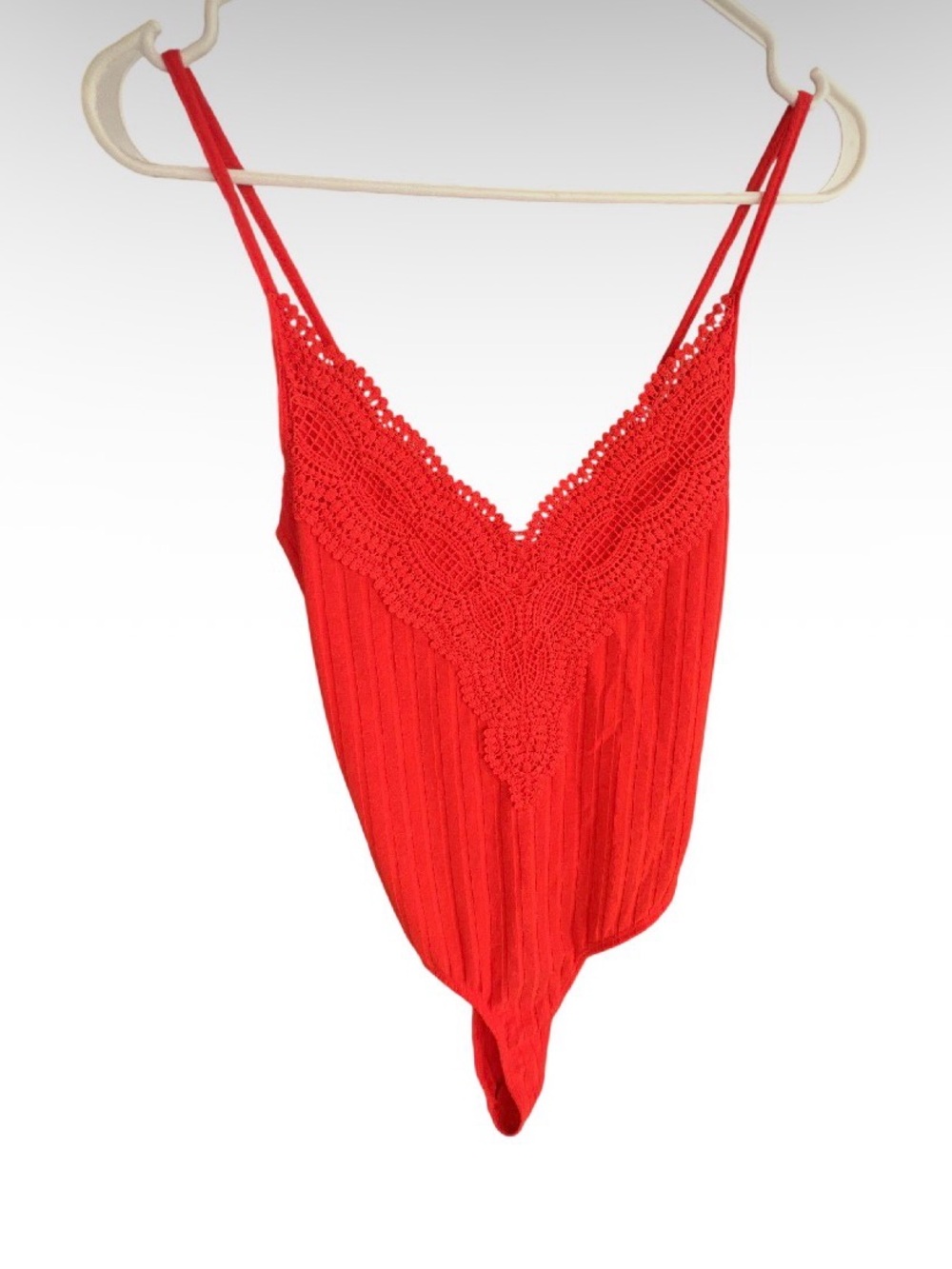 Just Polly size M crochet detailed bodysuit
